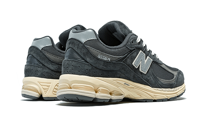 2002R Black Dark Grey (M2002RHO) - 37.5 EU - 5 US - Gray | SOSUKICKS