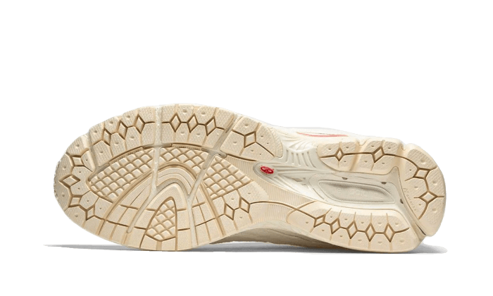 2002R Protection Pack Sea Salt (M2002RDC) - 38 EU - 5.5 US - White | SOSUKICKS