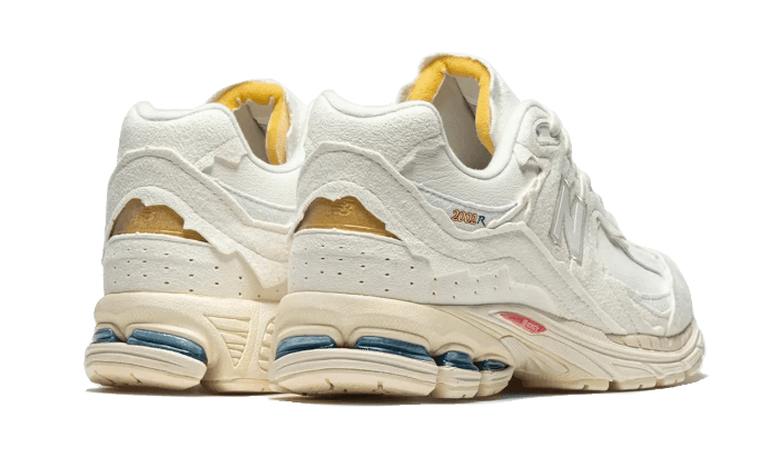 2002R Protection Pack Sea Salt (M2002RDC) - 37.5 EU - 5 US - White | SOSUKICKS
