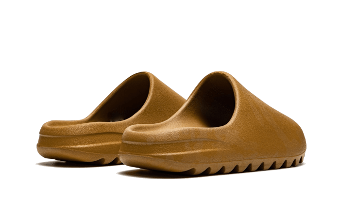 Yeezy Slide Ochre (GW1931) - 39 EU - 6 US - Brown | SOSUKICKS