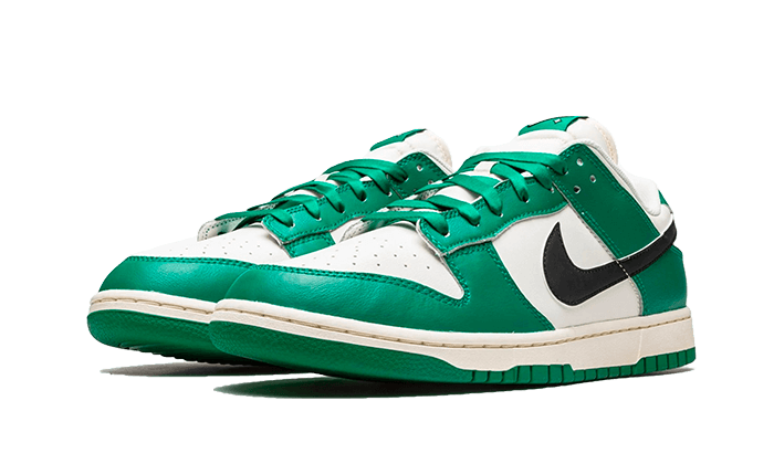 Dunk Low SE Lottery Green Pale Ivory (DR9654-100) - 39 EU - 6.5 US - White | SOSUKICKS
