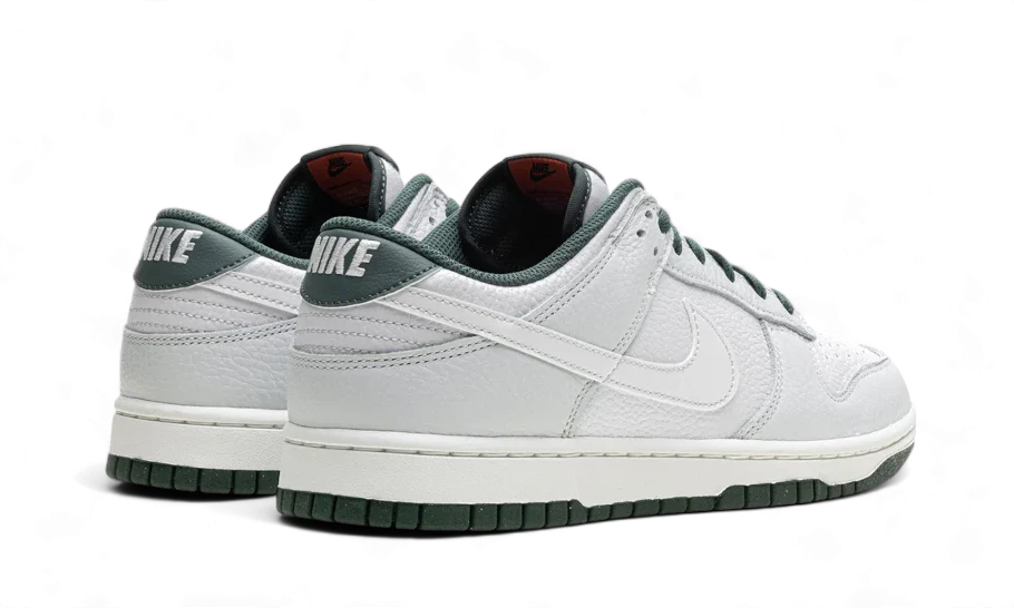 Dunk Low Retro SE Photon Dust Vintage Green (HF2874-001) - 40 EU - 7 US - Green | SOSUKICKS