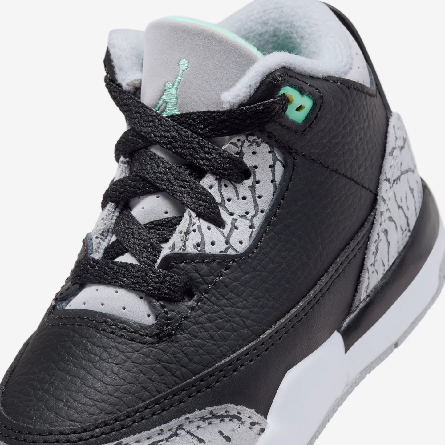 Jordan 3 Retro Green Glow (TD)