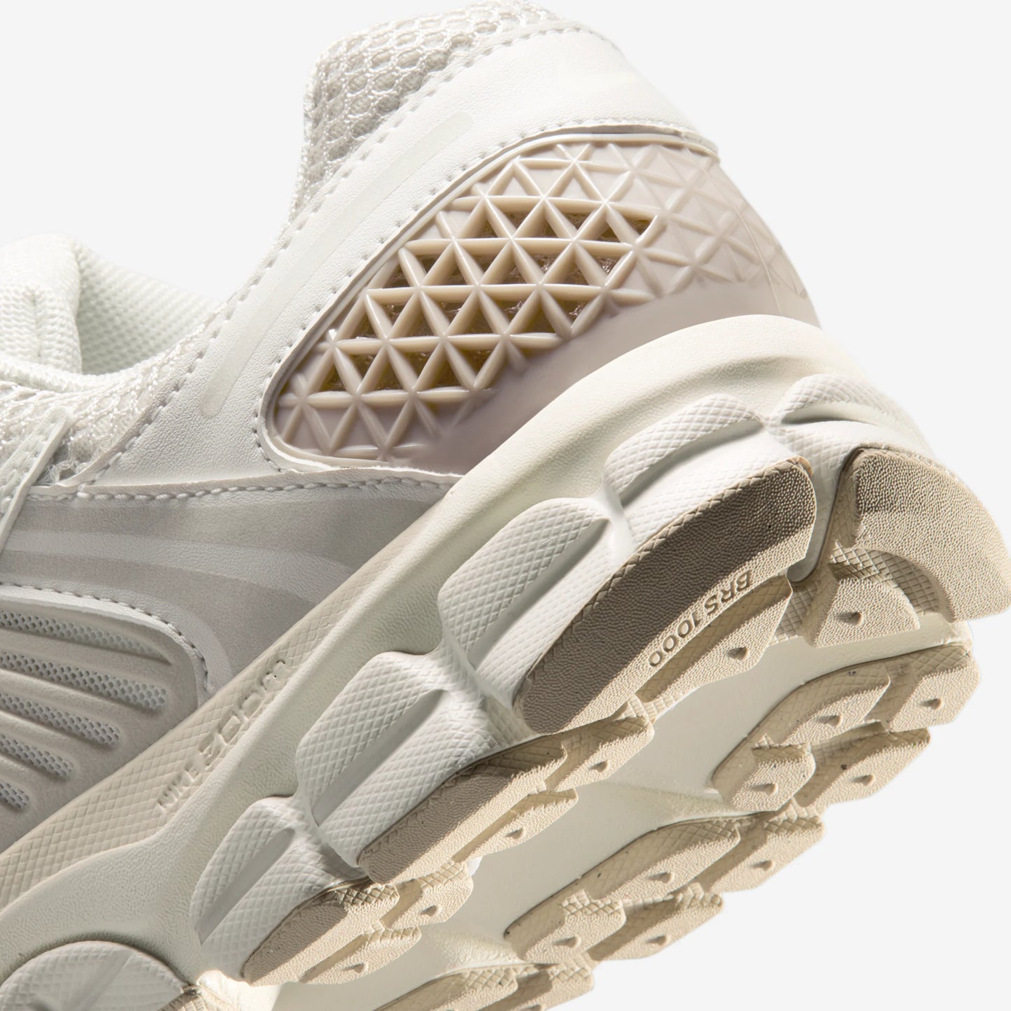 Nike Zoom Vomero 5 Phantom Cream