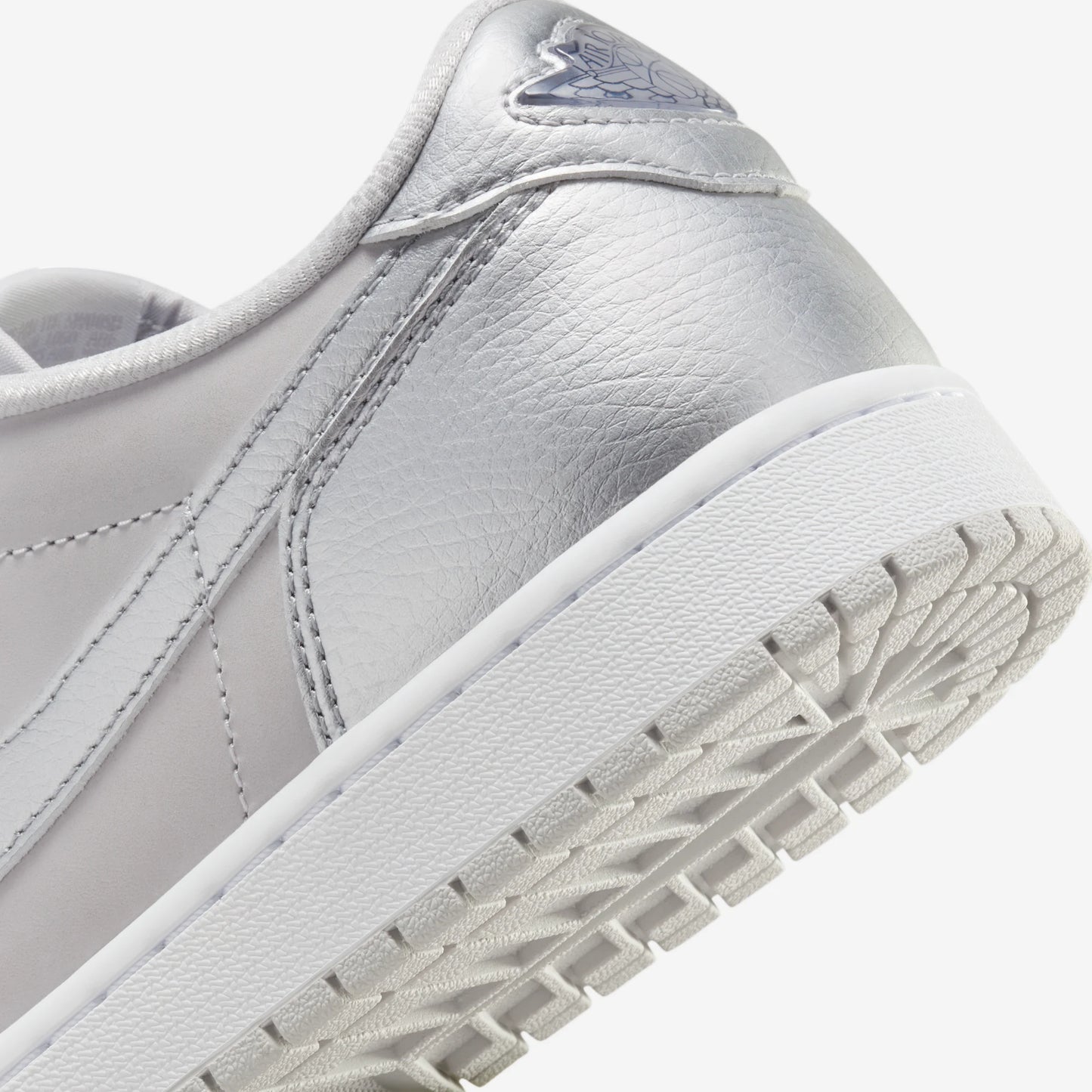 Jordan 1 Low OG Metallic Silver