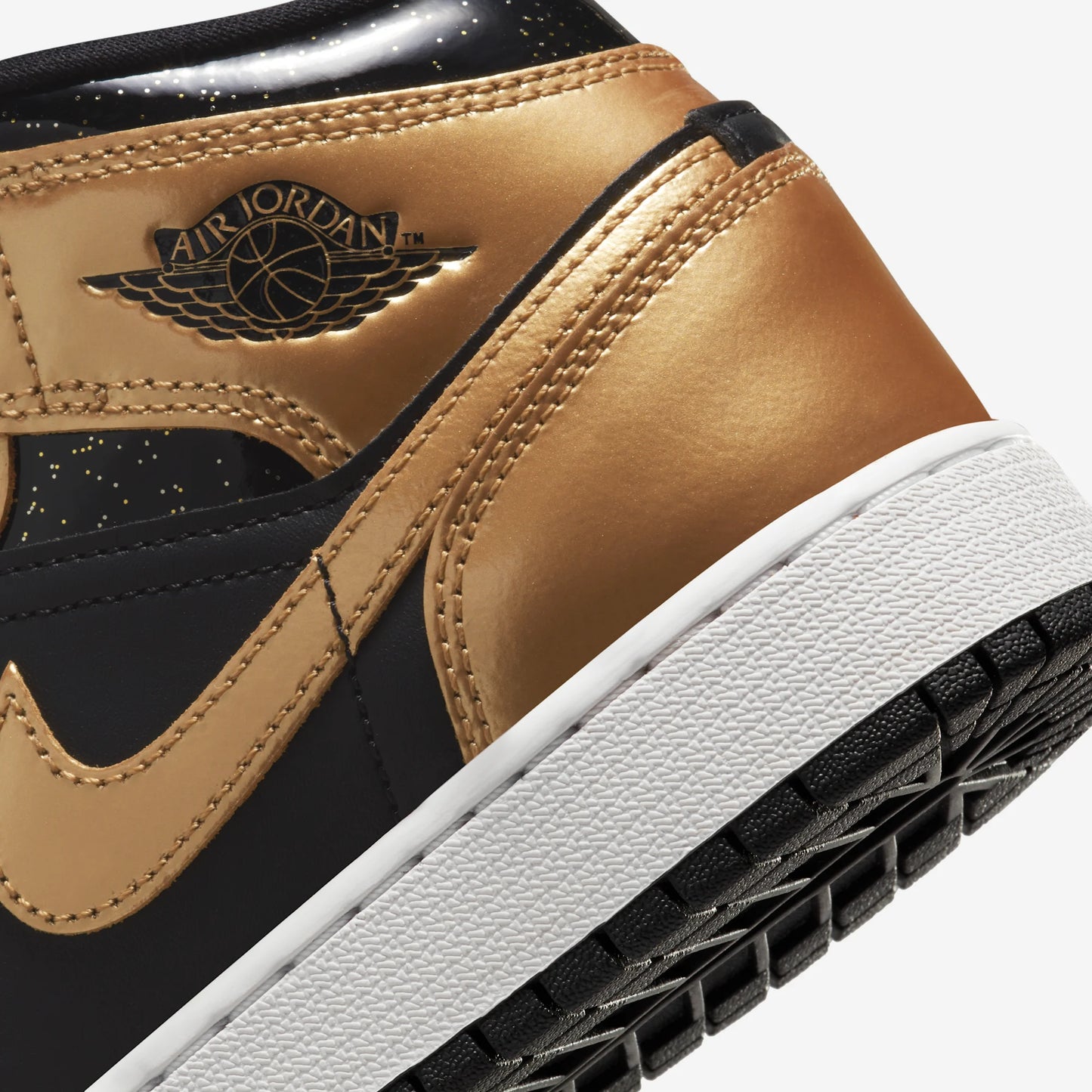 Jordan 1 Mid SE Metallic Gold Black (GS)