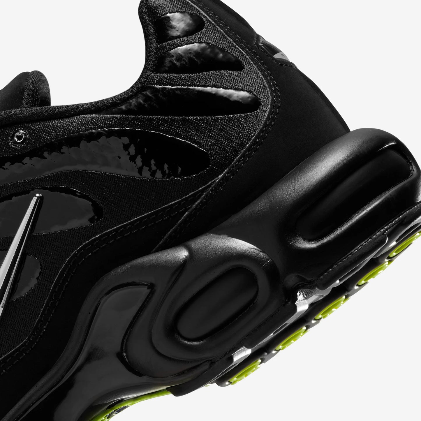 Nike Air Max Plus Black Chrome