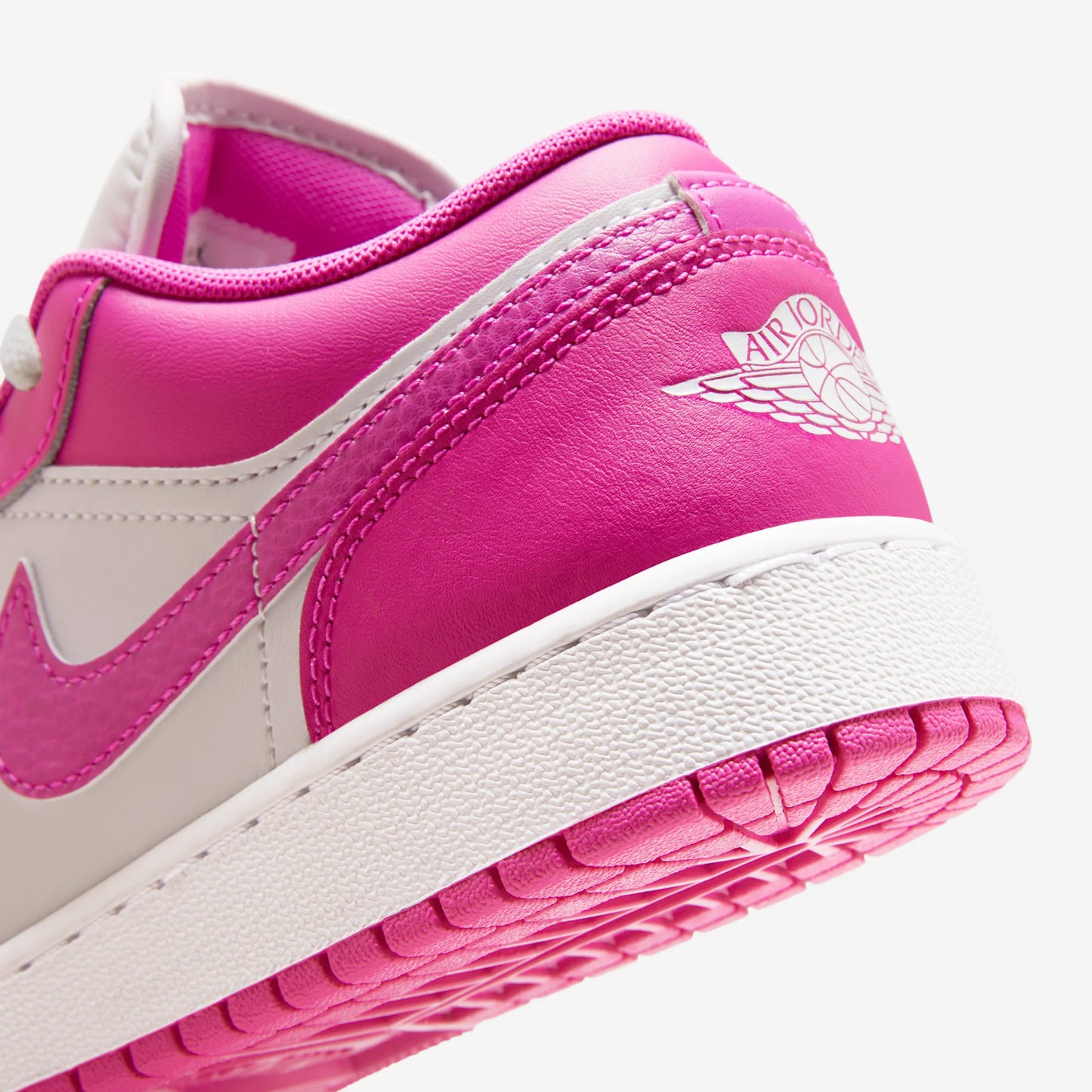 Jordan 1 Low Fire Pink (GS)