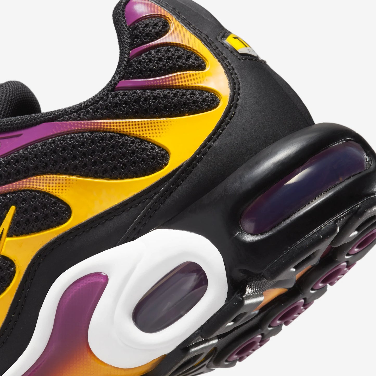 Nike Air Max Plus University Gold Viotech Purple