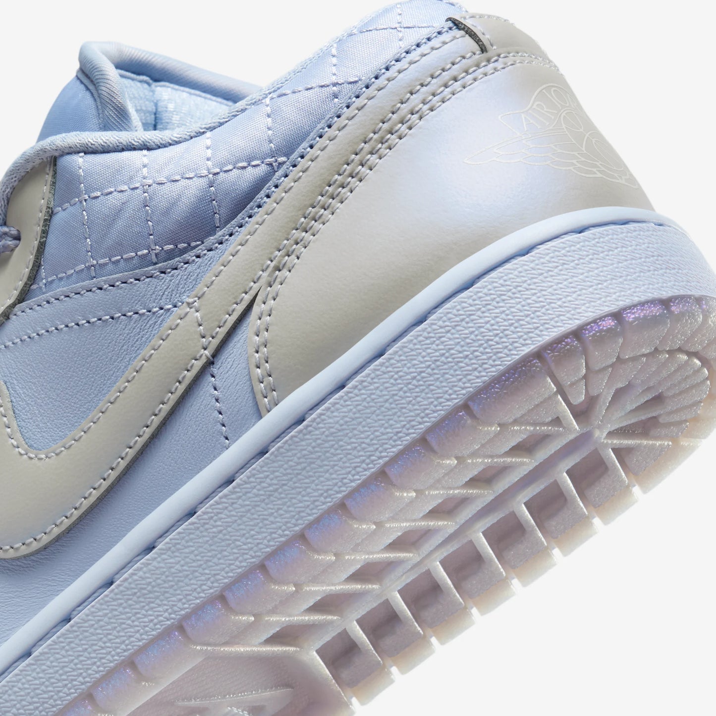 Jordan 1 Low SE Ghost Pearlized Quilt (Women's)