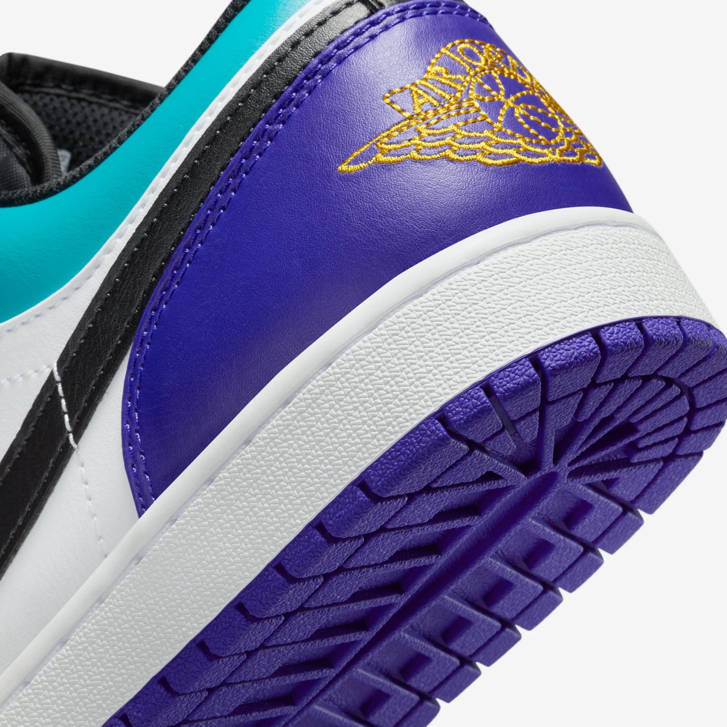 Jordan 1 Low Aqua