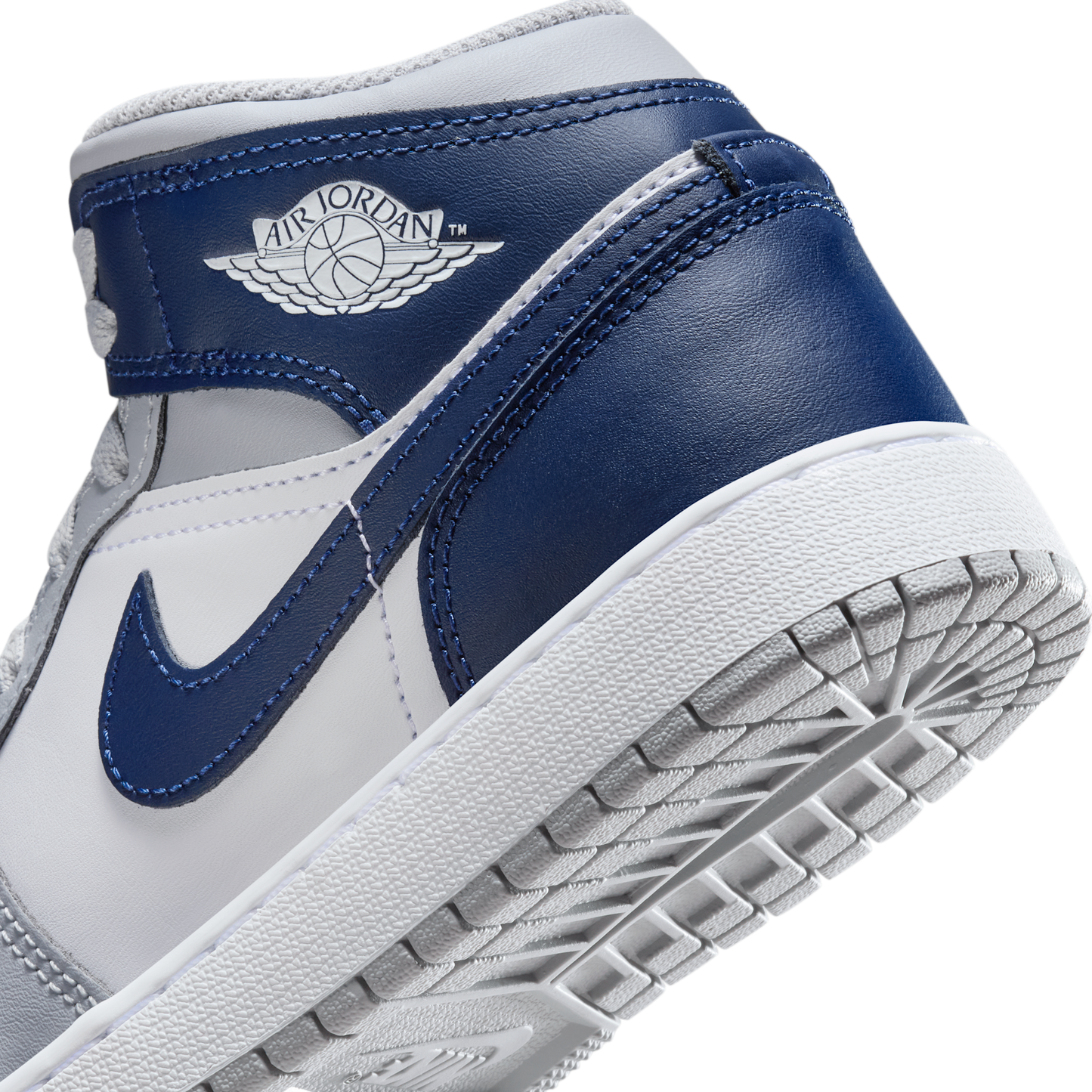 Jordan 1 Mid Wolf Grey Midnight Navy