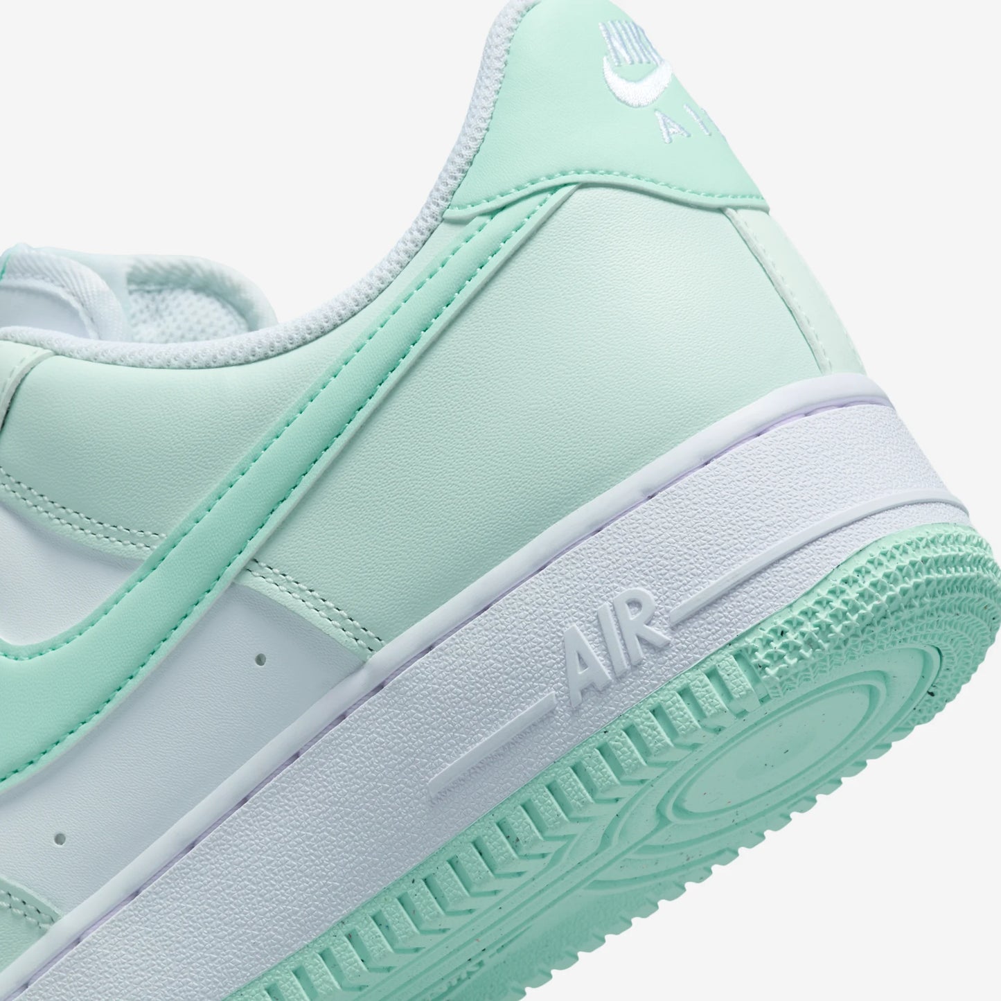 Nike Air Force 1 Low '07 Mint Foam