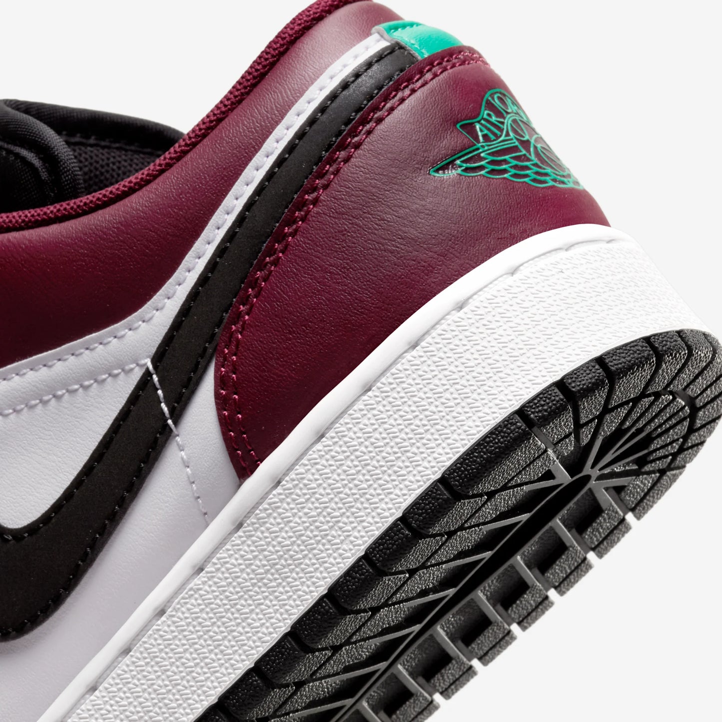 Jordan 1 Low SE Dark Beetroot Roma Green (GS)