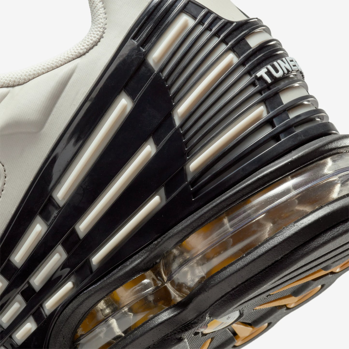Nike Air Max Plus 3 Bone Black