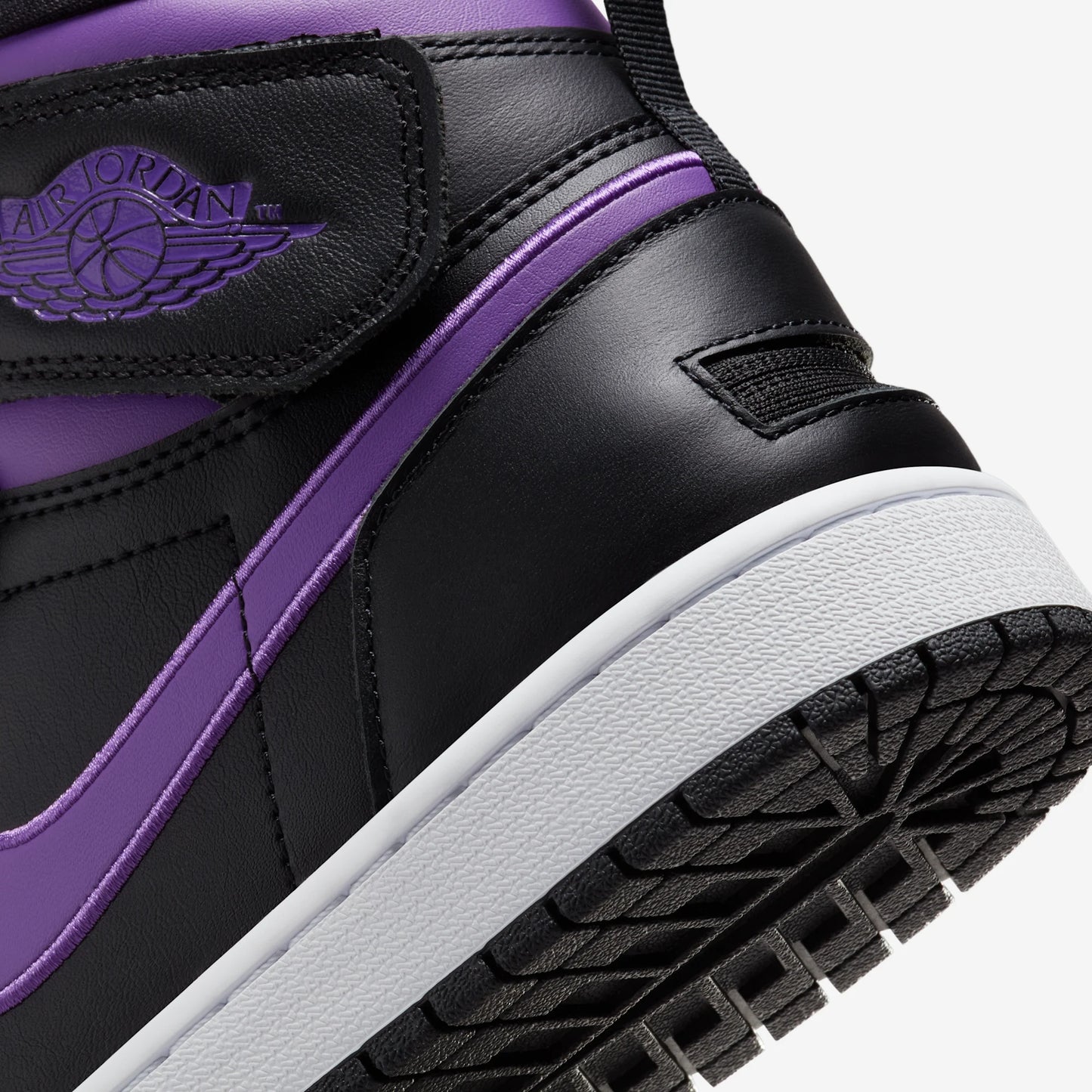 Jordan 1 High FlyEase Black Bright Violet