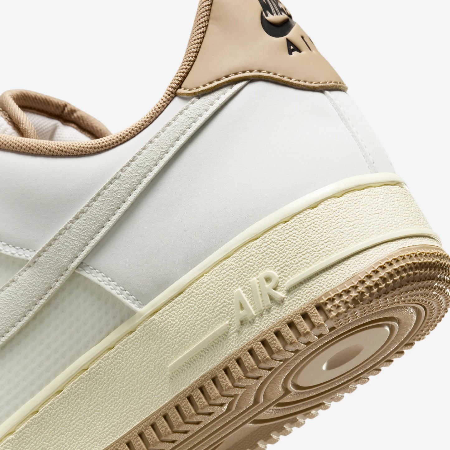 Nike Air Force 1 Low '07 LV8 Summit White Khaki