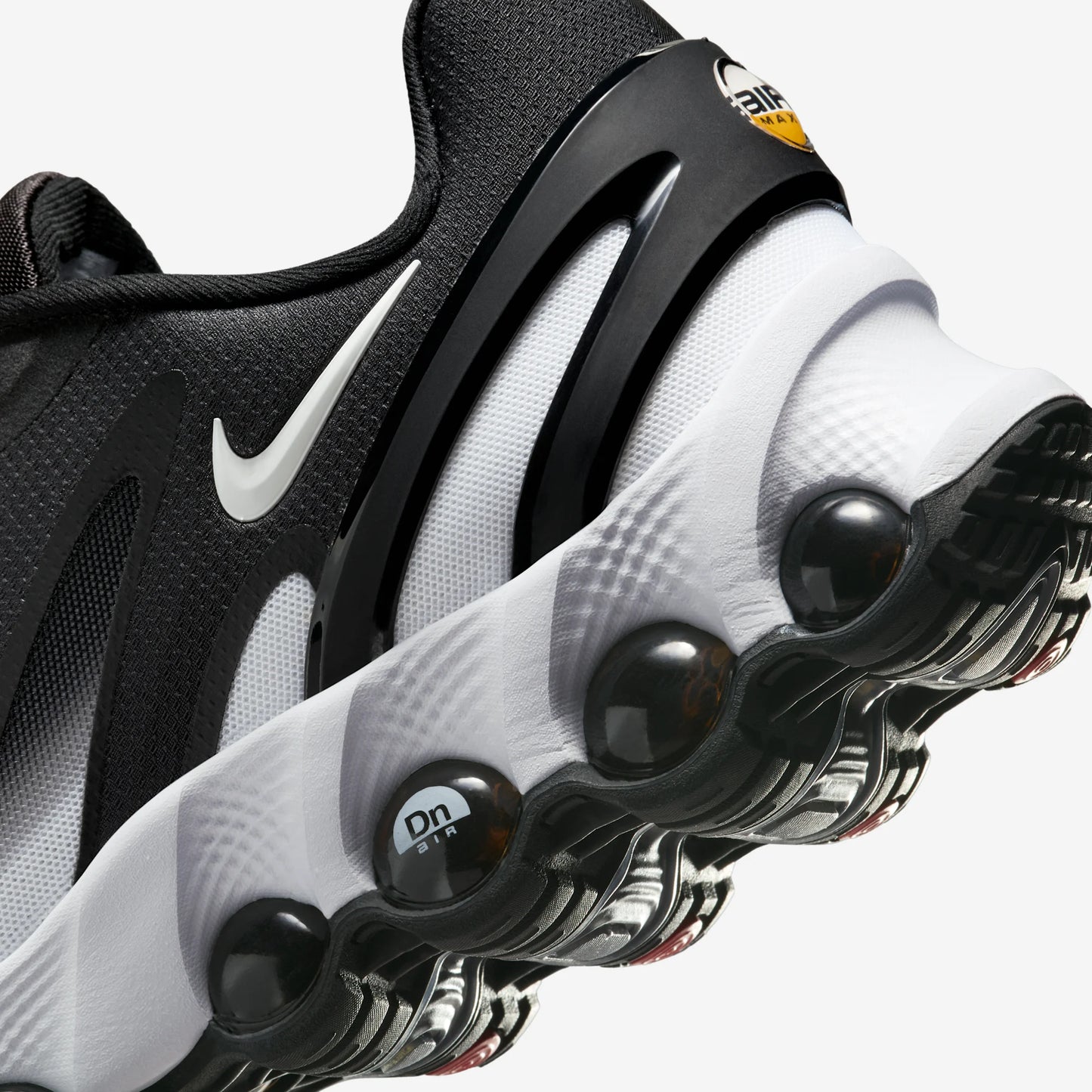 Nike Air Max Dn8 Black White