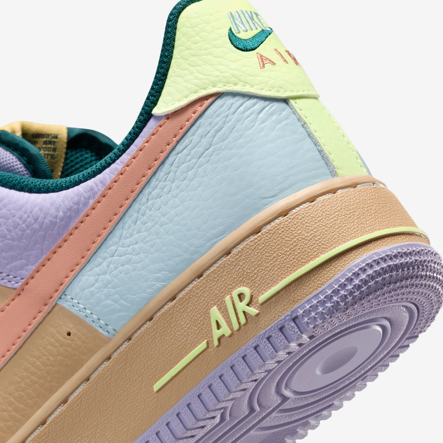 Nike Air Force 1 Low '07 Sesame Hydrangeas Soft Yellow Apricot Agate