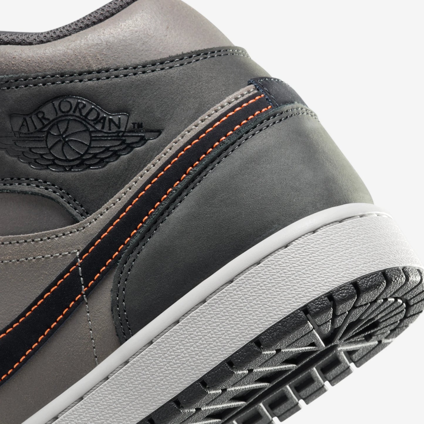 Jordan 1 Mid SE Night Stadium