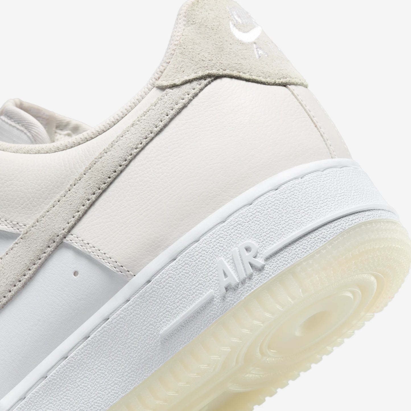 Nike Air Force 1 Low '07 LV8 Summit White Phantom