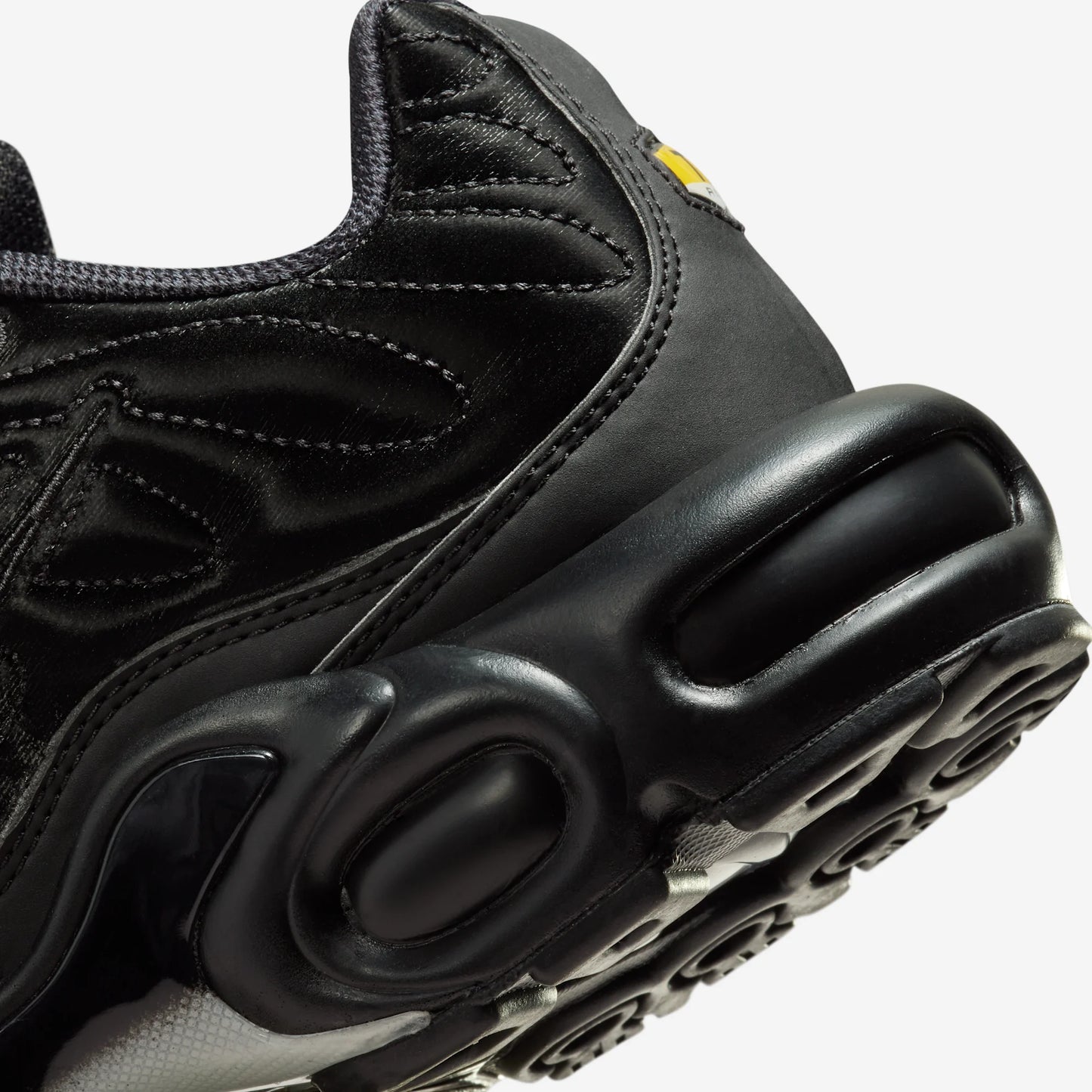 Nike Air Max Plus Black Anthracite Sail (Women's)