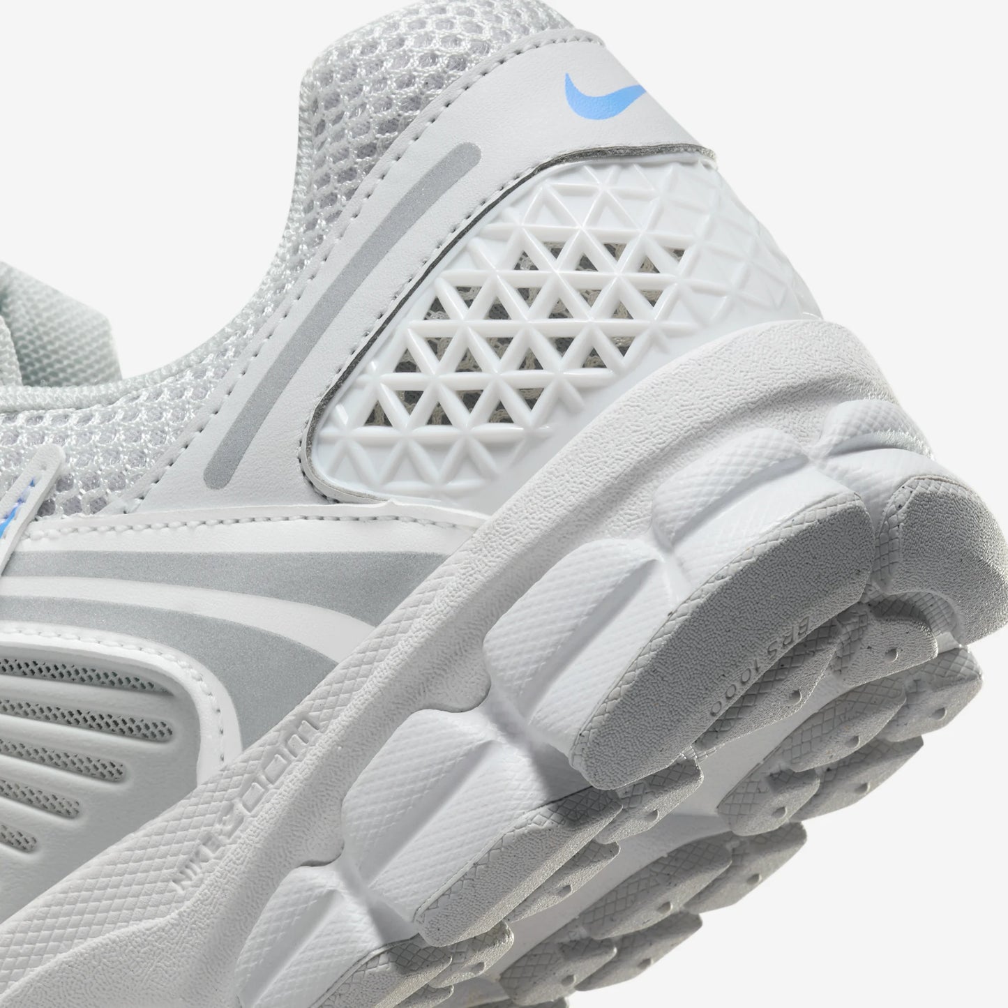 Nike Zoom Vomero 5 Photon Dust University Blue