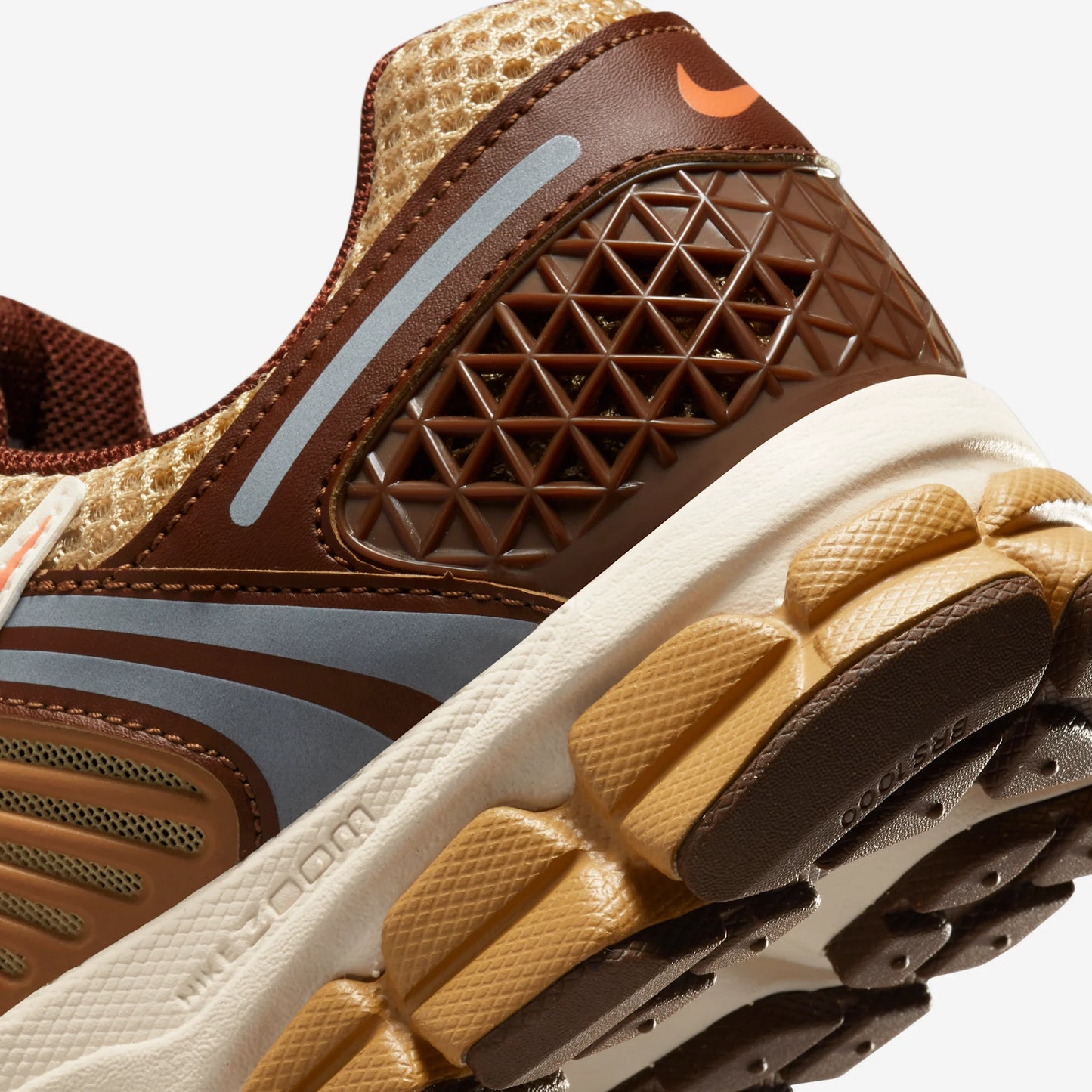 Nike Zoom Vomero 5 Wheat Grass Cacao Wow