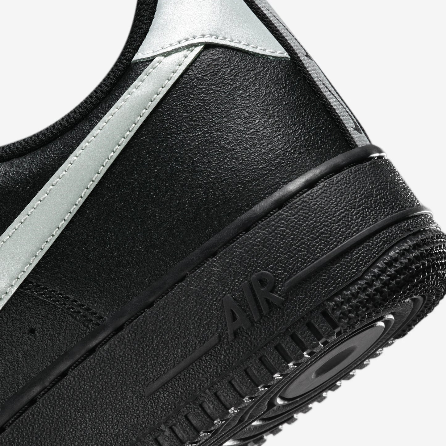 Nike Air Force 1 Low '07 LV8 Black Metallic Silver