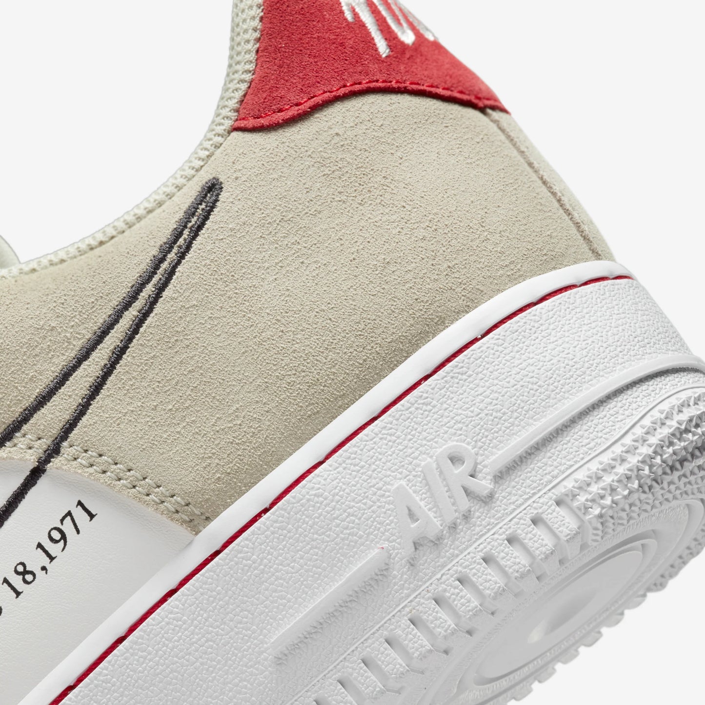 Nike Air Force 1 Low First Use Light Sail Red