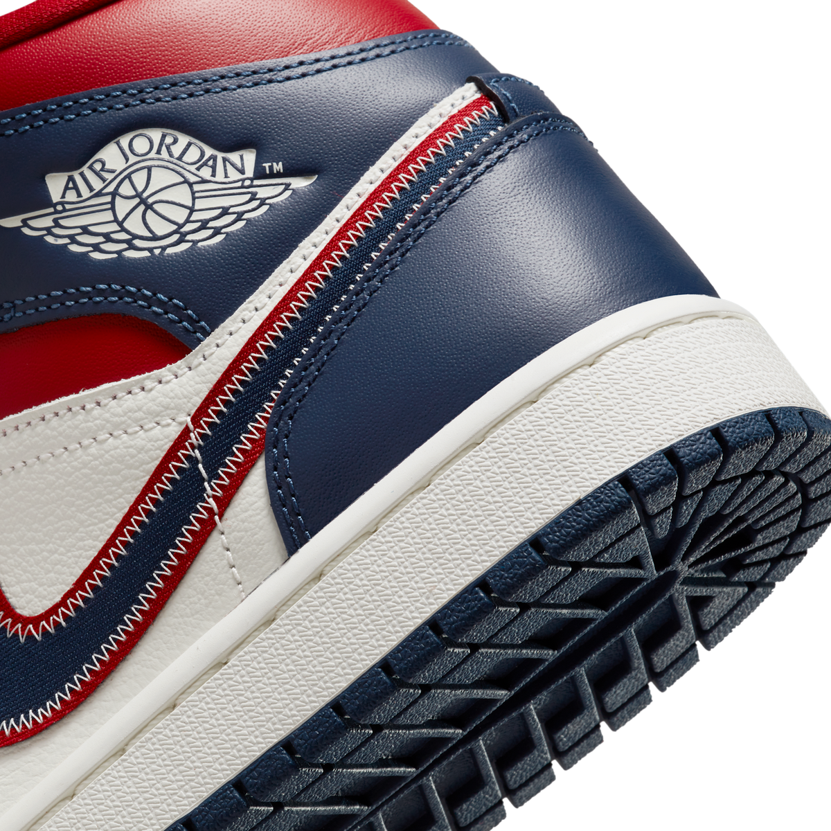 Jordan 1 Mid USA (2022) (Women's)