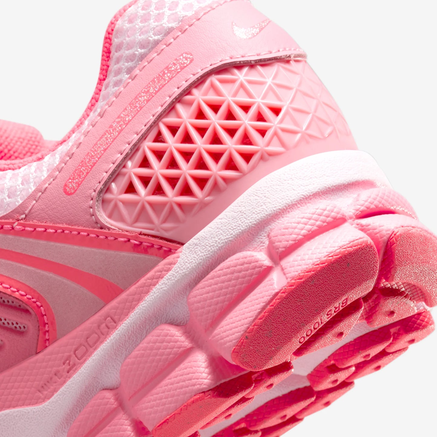 Nike Zoom Vomero 5 Coral Chalk Hot Punch (Women's)