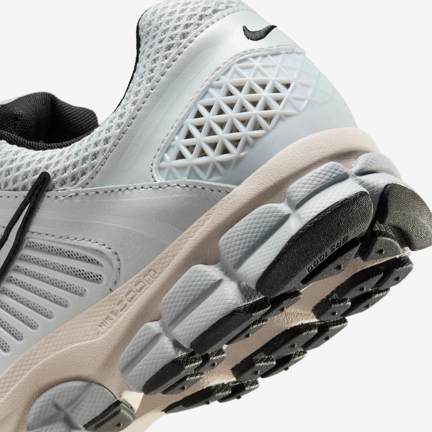 Nike Zoom Vomero 5 Pure Platinum (Women's)