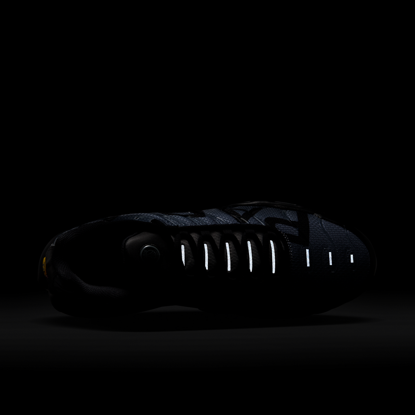 Nike Air Max Plus PSG Paris Saint-Germain Black Particle Grey