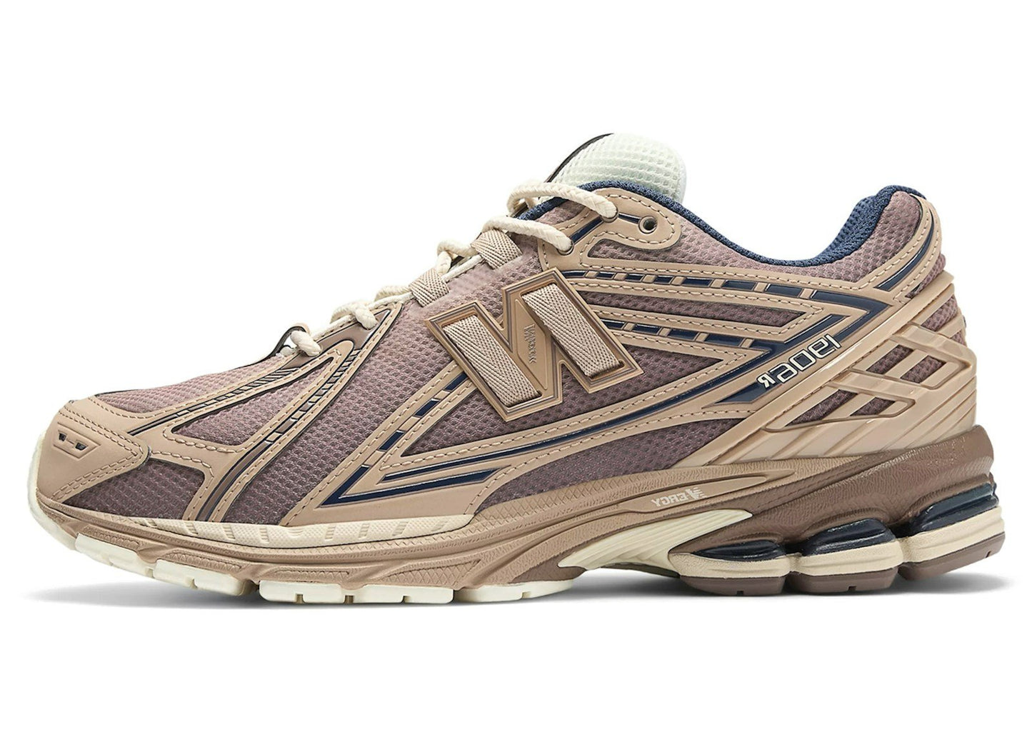 New Balance 1906R Earth Shadow Flat Taupe