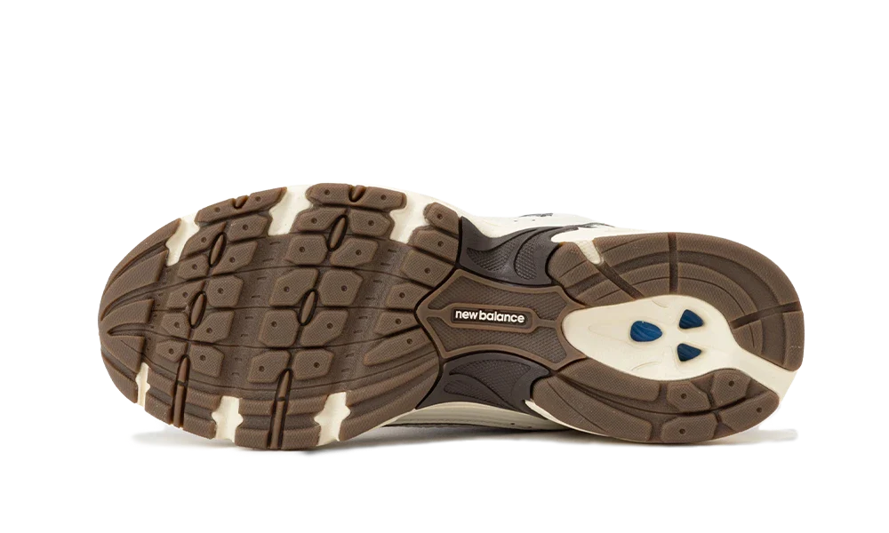 530 Turtledove Mushroom (MR530ASM) - 37.5 EU - 5 US - White | SOSUKICKS