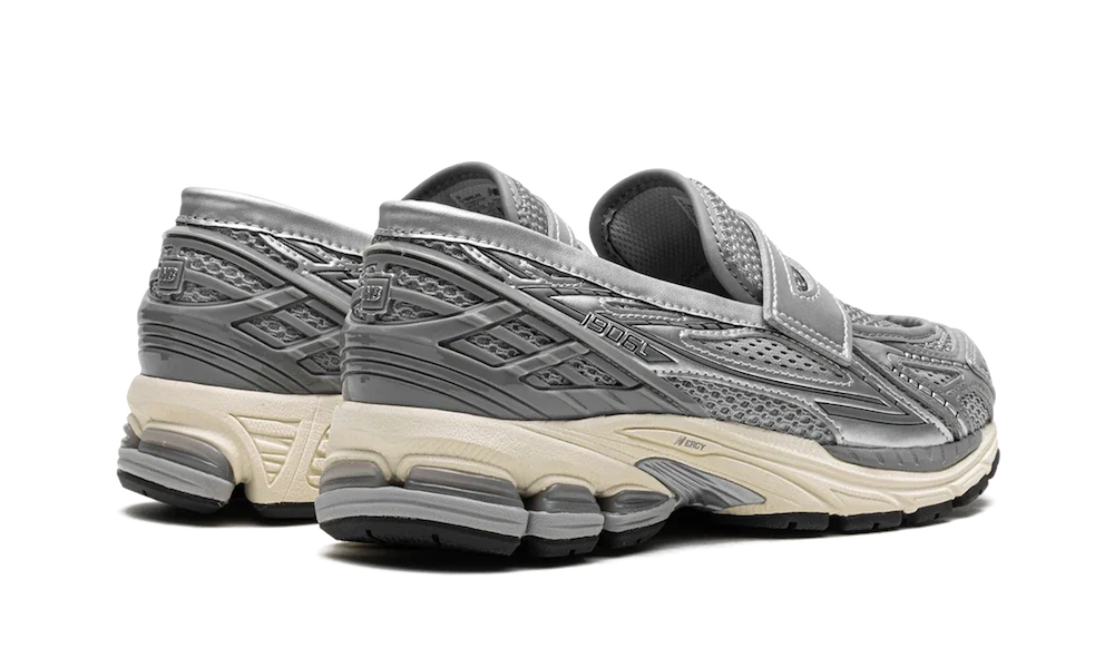 1906L Metallic Silver (U1906LAE) - 38 EU - 5.5 US - Gray | SOSUKICKS