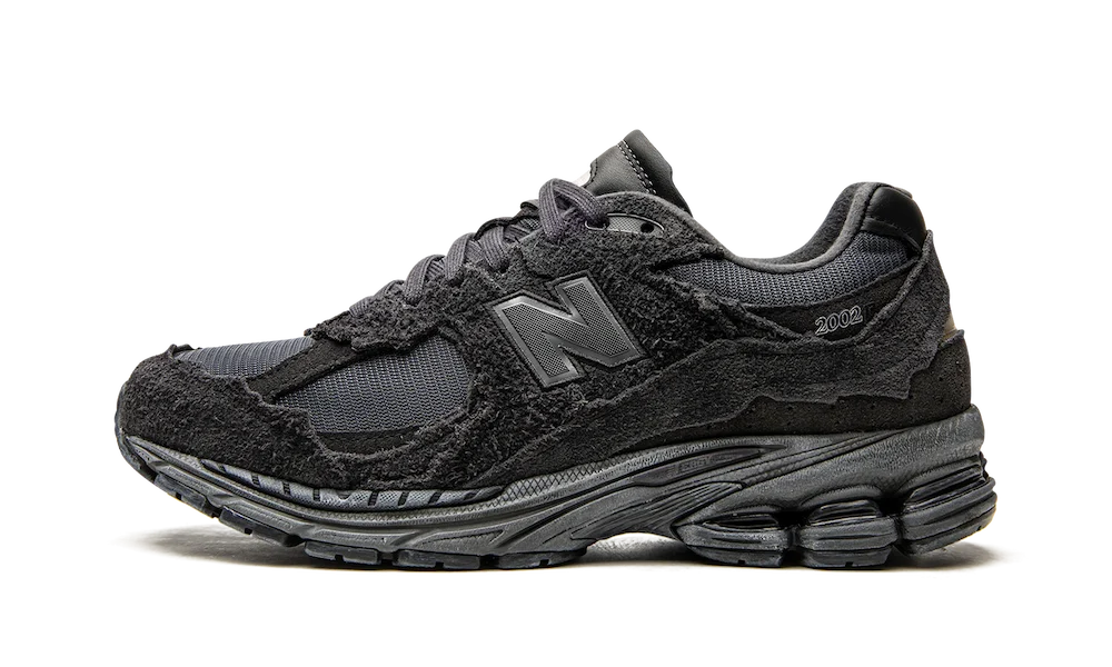 2002R Protection Pack Phantom (M2002RDB) - EU 36–46.5 - Black | SOSUKICKS