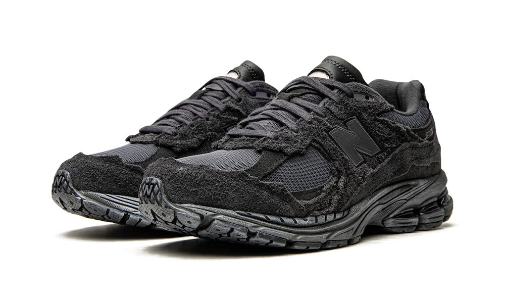 2002R Protection Pack Phantom (M2002RDB) - 37 EU - 4.5 US - Black | SOSUKICKS