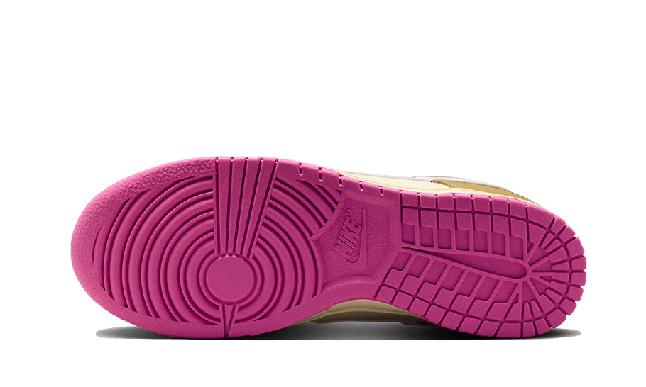 Dunk Low SE Bronzine Pink (FD8683-700) - 36.5 EU - 4.5 US - Pink | SOSUKICKS