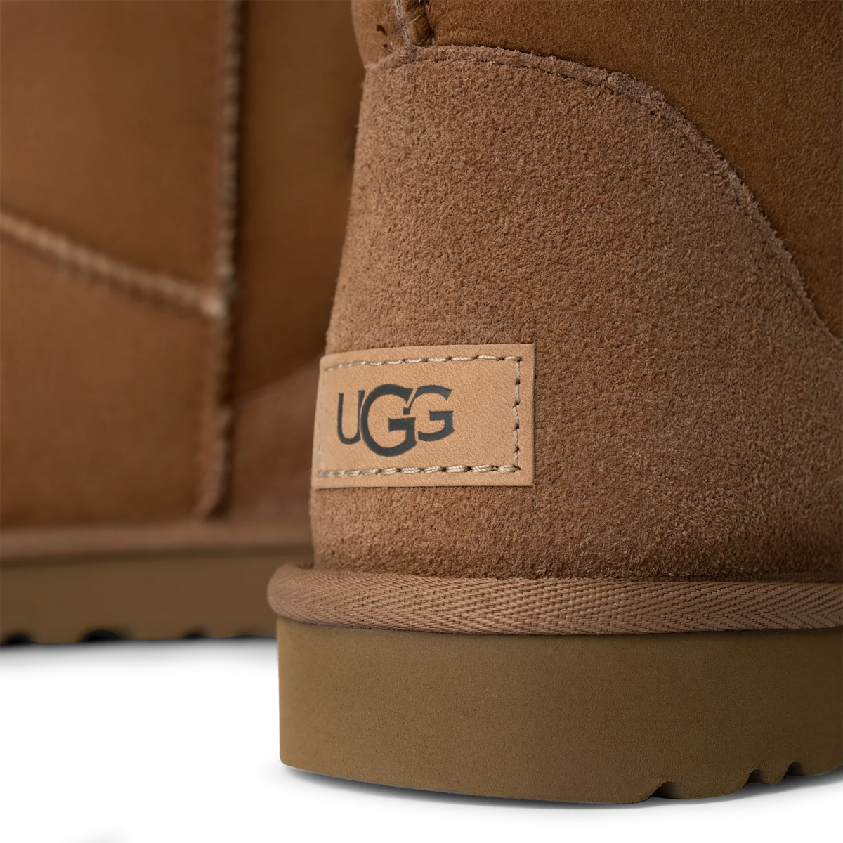 UGG Classic Short II Boot Chestnut (Women's)