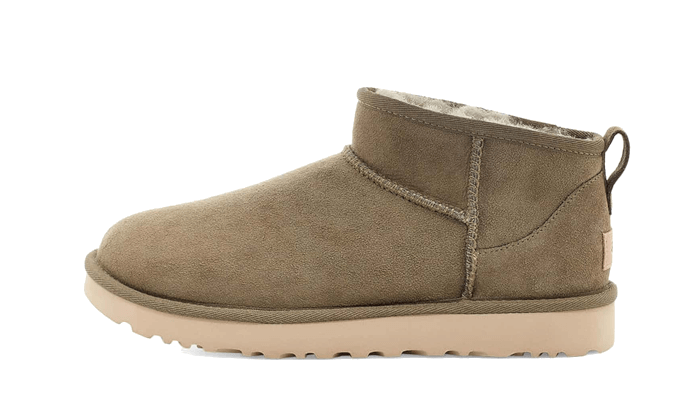 Classic Ultra Mini Boot Burnt Olive (1116109-BTOL) - EU 36–43 - Green | SOSUKICKS