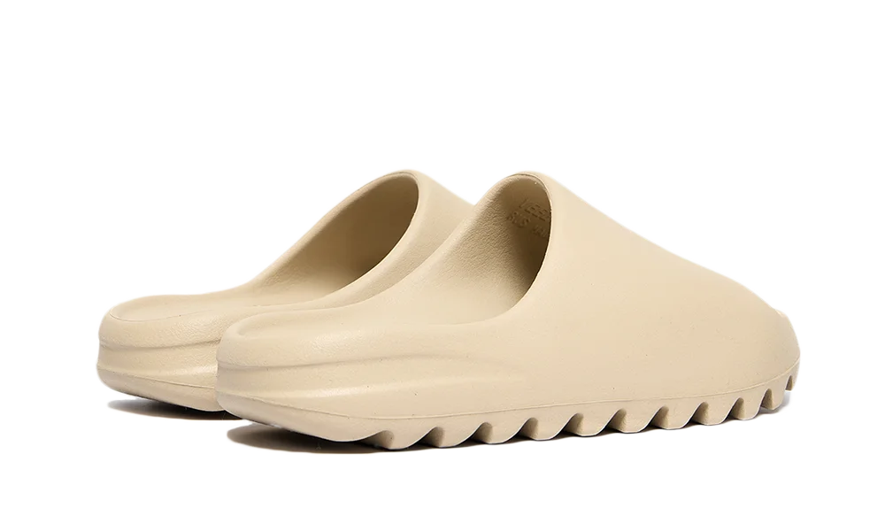 Yeezy Slide Bone (Restock Pair) (FZ5897) - 39 EU - 6 US - White | SOSUKICKS