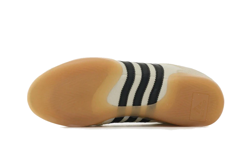 Ballerina Bad Bunny Off White (JQ9229) - 36 2/3 EU - 4.5 US - White | SOSUKICKS