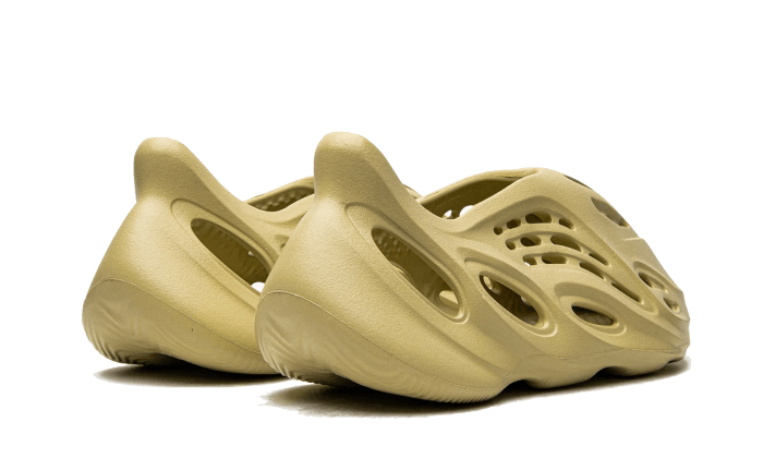 Yeezy Foam RNNR Sulfur (GV6775) - 39 EU - 6 US - Yellow | SOSUKICKS