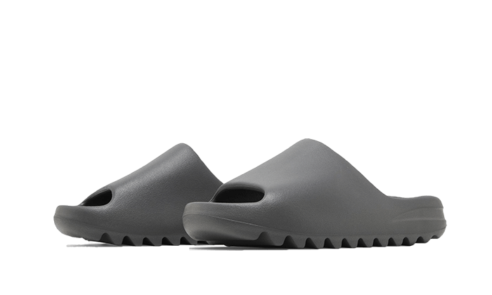 Yeezy Slide Granite (ID4132) - 38 EU - 5 US - Black | SOSUKICKS