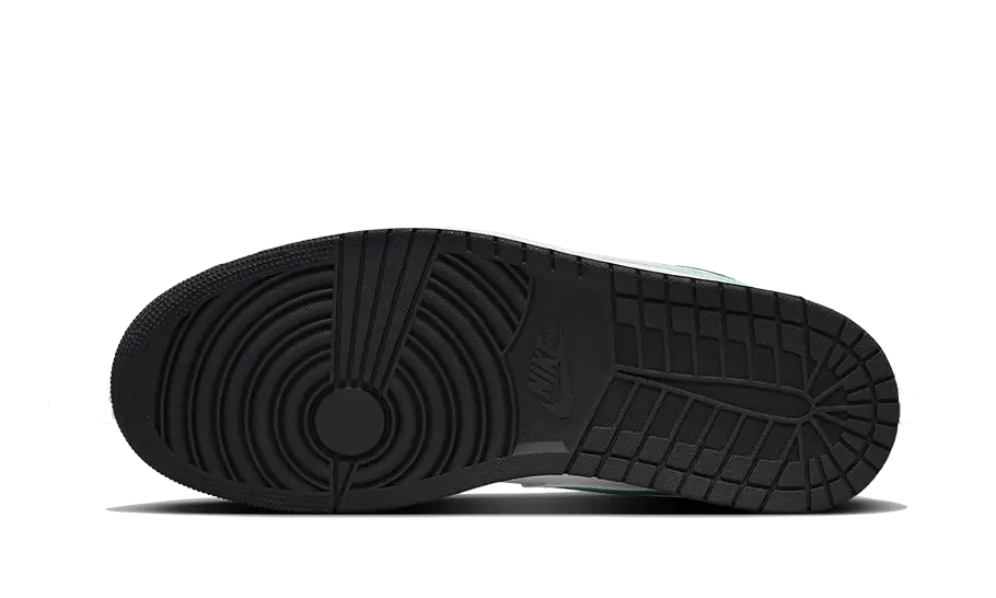 Air Jordan 1 Low Green Glow (553558-131) - 41 EU - 8 US - Green | SOSUKICKS