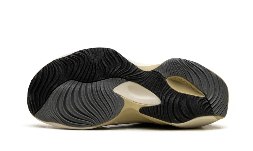 WRPD Runner Dark Olivine (UWRPDMMA) - 37.5 EU - 5 US - Green | SOSUKICKS