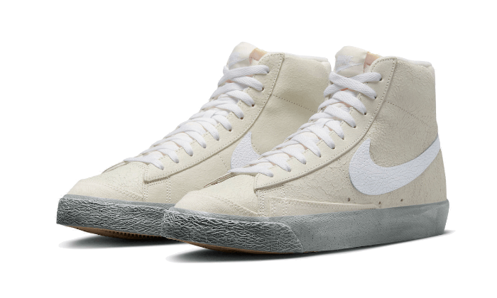 Blazer Mid '77 EMB Summit White (DV0797-100) - 39 EU - 6.5 US - White | SOSUKICKS