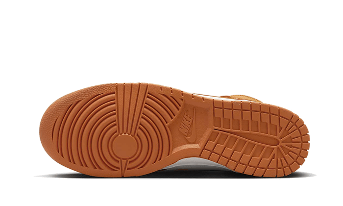 Dunk High Satin Curry (DV7223-800) - 40 EU - 7 US - Brown | SOSUKICKS